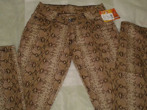Calça estampa Cobra